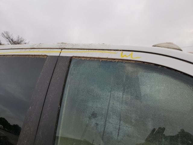 3C6UR5DL1FG627990 - 2015 RAM 2500 SLT თეთრი ფოტო 9