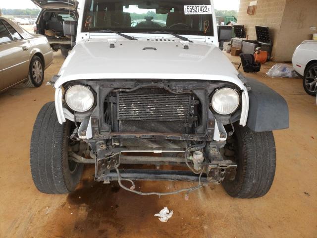 1C4AJWAG9DL609088 - 2013 JEEP WRANGLER S WHITE photo 9
