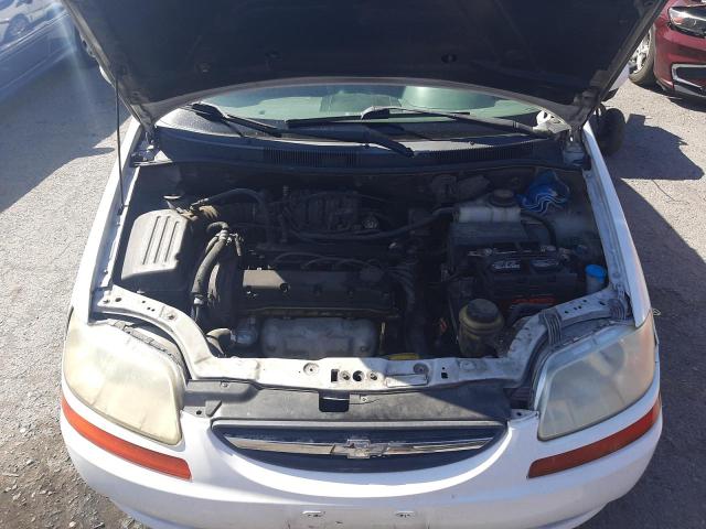KL1TD52695B492935 - 2005 CHEVROLET AVEO BASE WHITE photo 7