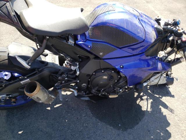 JYARN66Y0NA000750 - 2022 YAMAHA YZFR1 BLUE photo 9