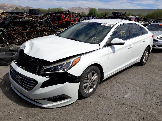 5NPE24AA9FH253201 - 2015 HYUNDAI SONATA ECO WHITE photo 2