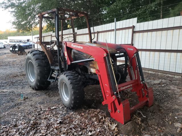 55GCK00663 - 2017 MAHINDRA AND MAHINDRA TRACTOR RED photo 1