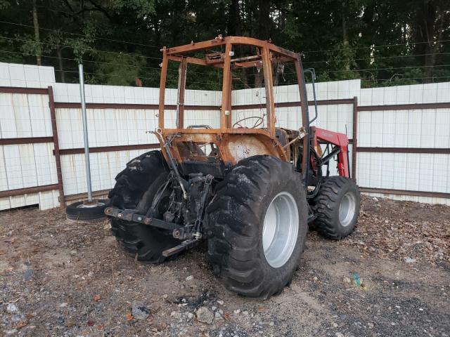 55GCK00663 - 2017 MAHINDRA AND MAHINDRA TRACTOR RED photo 4