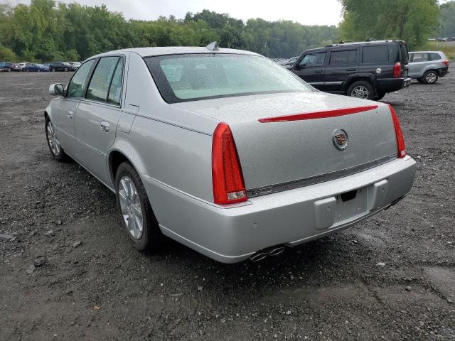 1G6KH5E67BU150262 - 2011 CADILLAC DTS PREMIU SILVER photo 3