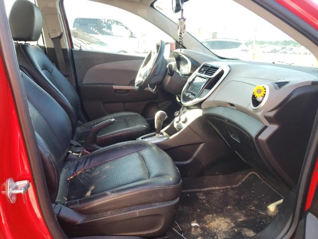 1G1JF5SB9K4123394 - 2019 CHEVROLET SONIC PREM RED photo 5