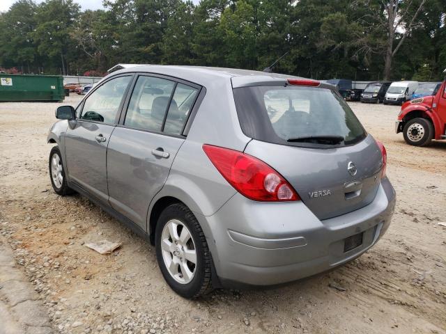 3N1BC13E29L377140 - 2009 NISSAN VERSA S GRAY photo 3