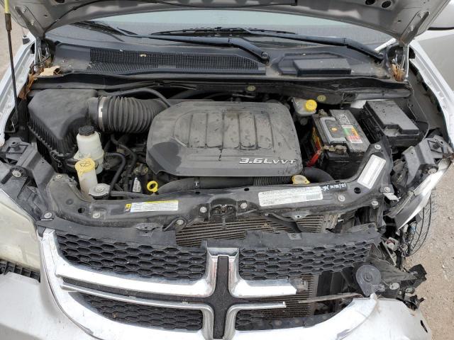 2D4RN5DG7BR649853 - 2011 DODGE GRAND CARA SILVER photo 7