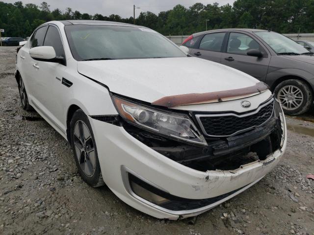 KNAGM4AD3D5039781 - 2013 KIA OPTIMA HYB WHITE photo 1