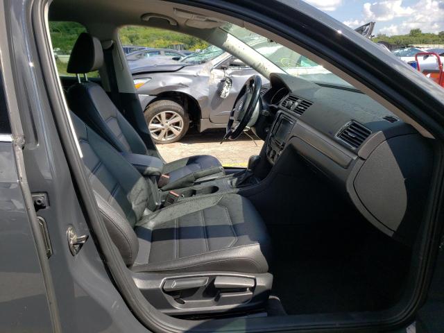 1VWDT7A37HC027603 - 2017 VOLKSWAGEN PASSAT R-L 黑色 照片 5