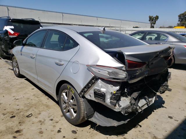 KMHD84LF5JU556070 - 2018 HYUNDAI ELANTRA SILVER photo 3