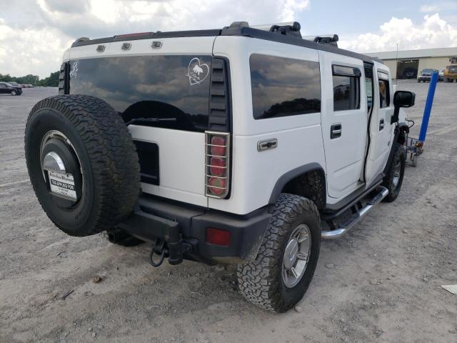 5GRGN23U96H121757 - 2006 HUMMER H2 WHITE photo 4