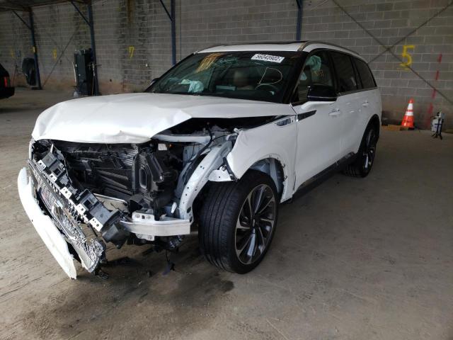 5LM5J7XCXLGL36934 - 2020 LINCOLN AVIATOR RE WHITE photo 2