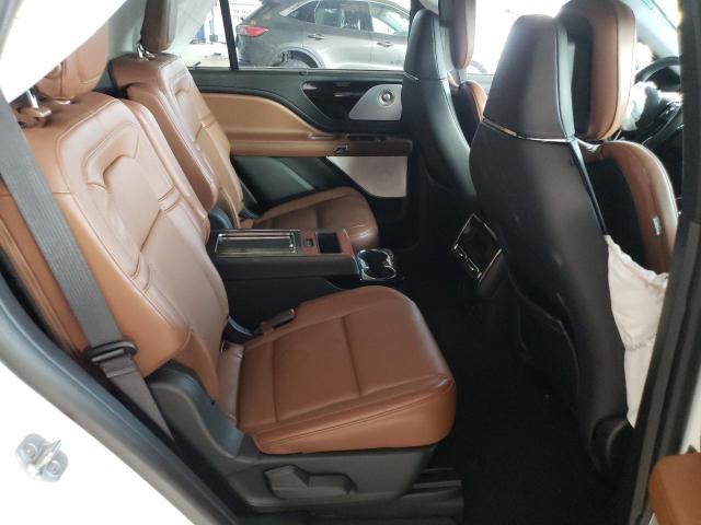 5LM5J7XCXLGL36934 - 2020 LINCOLN AVIATOR RE 白色 照片 6