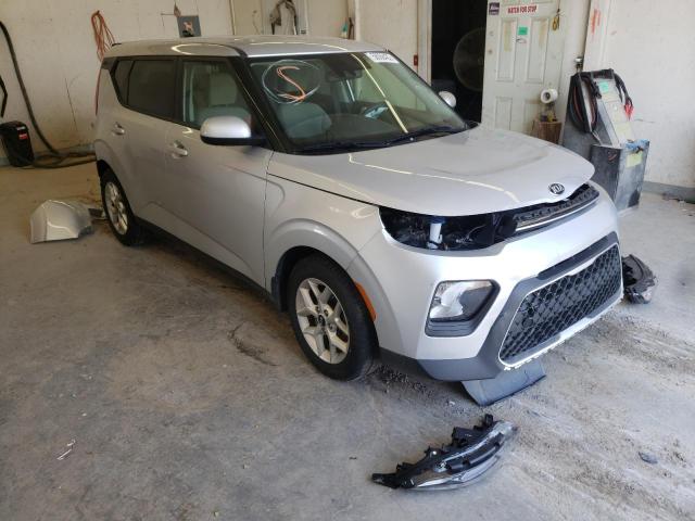 KNDJ23AU3L7026587 - 2020 KIA SOUL LX SILVER photo 1