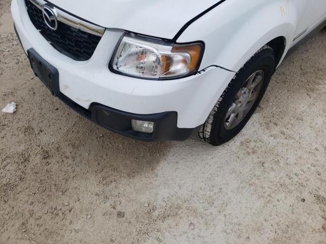 4F2CZ02Z88KM26128 - 2008 MAZDA TRIBUTE WHITE photo 9