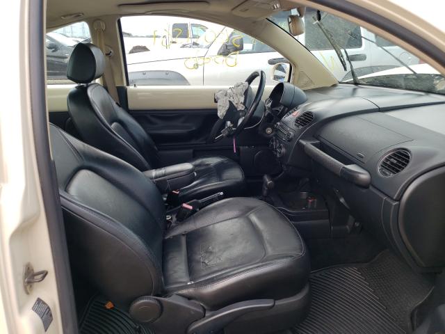 3VWSW31C86M411893 - 2006 VOLKSWAGEN NEW BEETLE 米色 照片 5