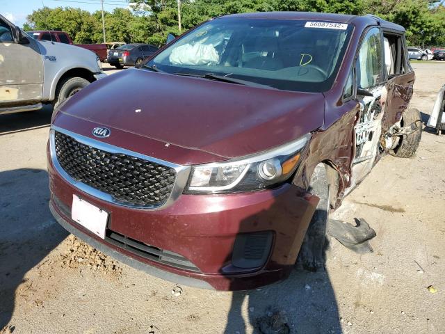 KNDMB5C11G6120068 - 2016 KIA SEDONA SILVER photo 2