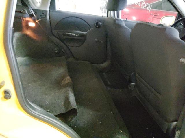 KL1TD66666B548850 - 2006 CHEVROLET AVEO BASE YELLOW photo 6