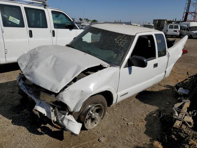 1GCCS19H338233110 - 2003 CHEVROLET S TRUCK S1 WHITE photo 2