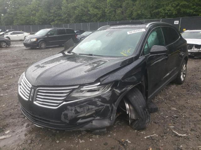 5LMCJ2C91HUL17055 - 2017 LINCOLN MKC SELECT შავი ფოტო 2
