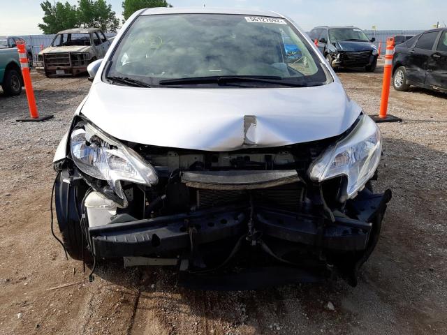 3N1CE2CP5FL397299 - 2015 NISSAN VERSA NOTE SILVER photo 9