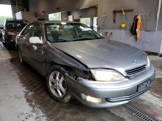 JT8BF28G6Y5088389 - 2000 LEXUS ES 300 GRAY photo 1