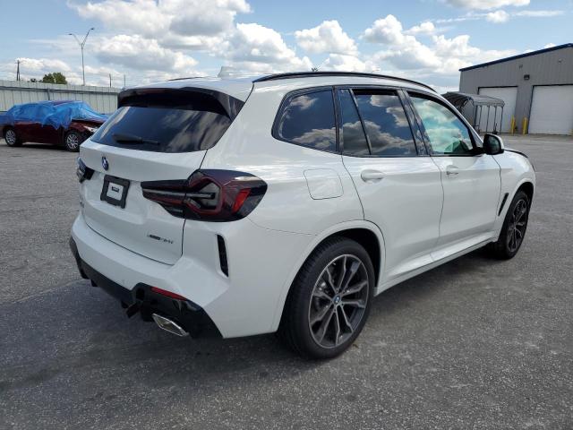 5UX53DP06N9N10834 - 2022 BMW X3 XDRIVE3 WHITE photo 4