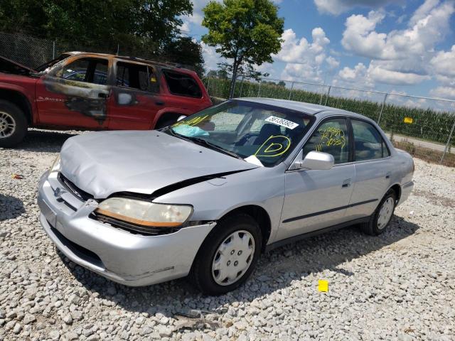 1HGCG5640XA163642 - 1999 HONDA ACCORD LX  photo 2