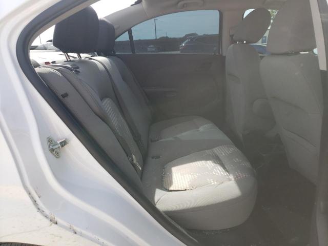 1G1JB5SH8H4128241 - 2017 CHEVROLET SONIC LS WHITE photo 6