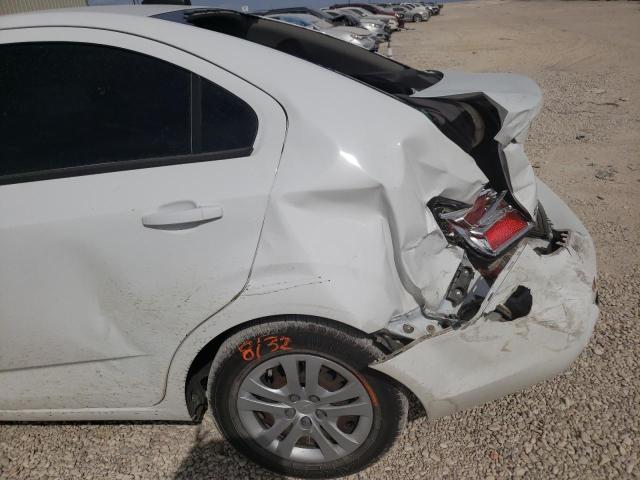 1G1JB5SH8H4128241 - 2017 CHEVROLET SONIC LS WHITE photo 9