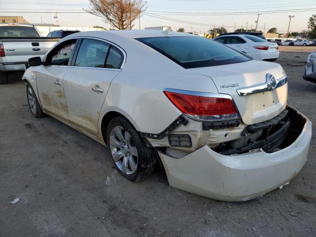 1G4GH5G33DF326443 - 2013 BUICK LACROSSE P WHITE photo 3