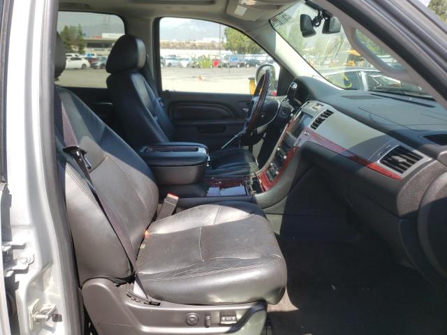 1GYS4HEF4CR166363 - 2012 CADILLAC ESCALADE E SILVER photo 5