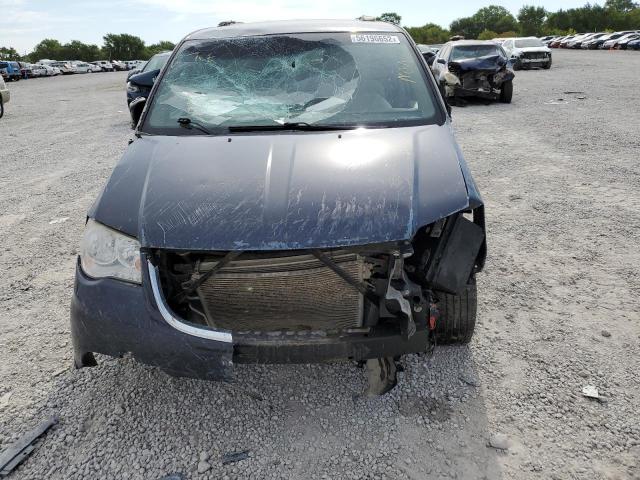 2C4RC1BG9ER346785 - 2014 CHRYSLER TOWN & COU BLUE photo 9