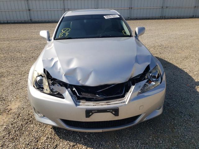 JTHBE262965002063 - 2006 LEXUS IS 350 SILVER photo 9