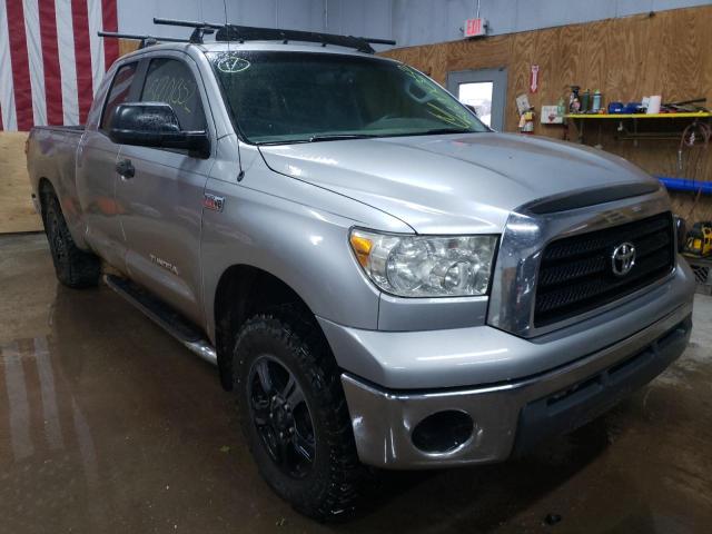 5TBBV54157S468400 - 2007 TOYOTA TUNDRA DOU SILVER photo 1