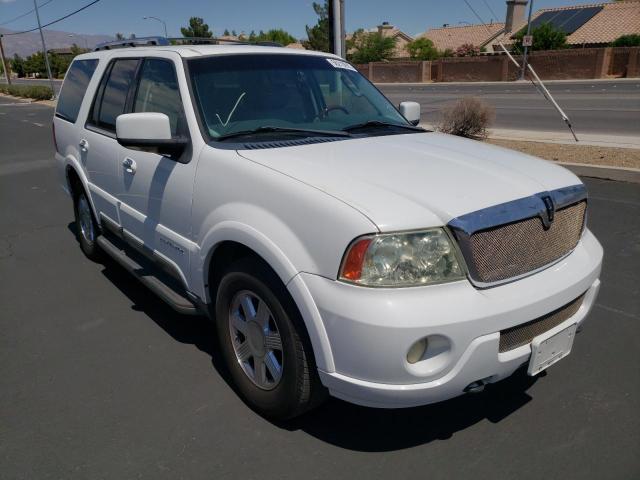 5LMFU27R64LJ37813 - 2004 LINCOLN NAVIGATOR WHITE photo 1