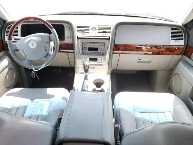 5LMFU27R64LJ37813 - 2004 LINCOLN NAVIGATOR 白色 照片 5