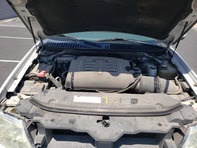 5LMFU27R64LJ37813 - 2004 LINCOLN NAVIGATOR 白色 照片 7