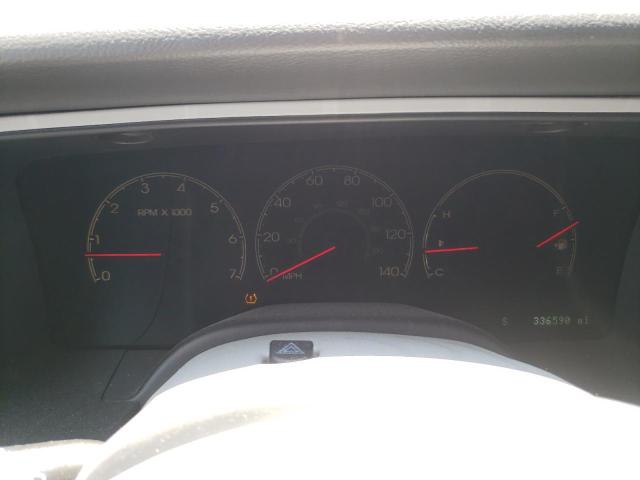 5LMFU27R64LJ37813 - 2004 LINCOLN NAVIGATOR 白色 照片 8