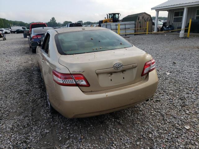 4T1BF3EKXBU648343 - 2011 TOYOTA CAMRY BASE GOLD photo 3