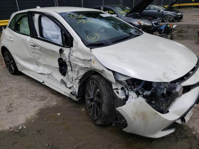 JTNA4RBE1L3089274 - 2020 TOYOTA COROLLA XS WHITE photo 9