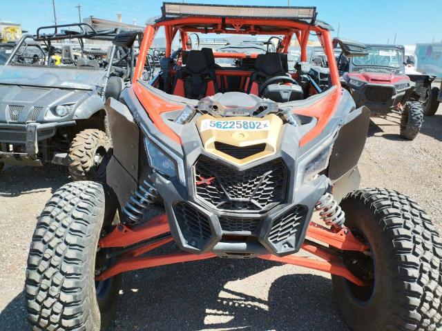 3JBVNAW21JK001693 - 2018 CAN-AM MAVERICK X TWO TONE photo 9