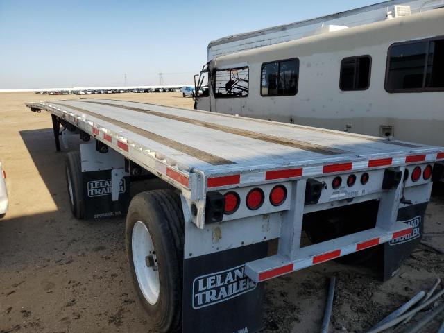 5DMFABTB18C002507 - 2008 BENS TRAILER SILVER photo 3