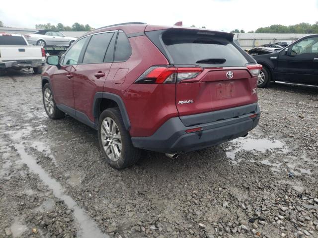 2T3C1RFV5LC067132 - 2020 TOYOTA RAV4 XLE P BURGUNDY photo 3