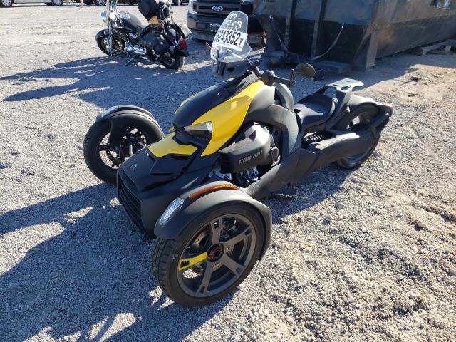 3JB2FEG43KJ001418 - 2019 CAN-AM RYKER YELLOW photo 2