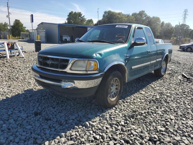 1FTZX17W9WNC32563 - 1998 FORD F150 GREEN photo 2