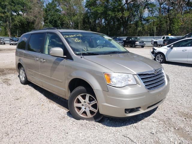 2A8HR54P48R148949 - 2008 CHRYSLER TOWN & COU BEIGE photo 1