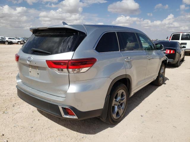 5TDYZRFH7JS245631 - 2018 TOYOTA HIGHLANDER SILVER photo 4