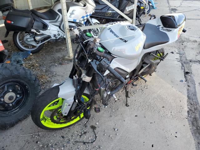 JKBZXJE10GA019703 - 2016 KAWASAKI ZX636 E GRAY photo 2