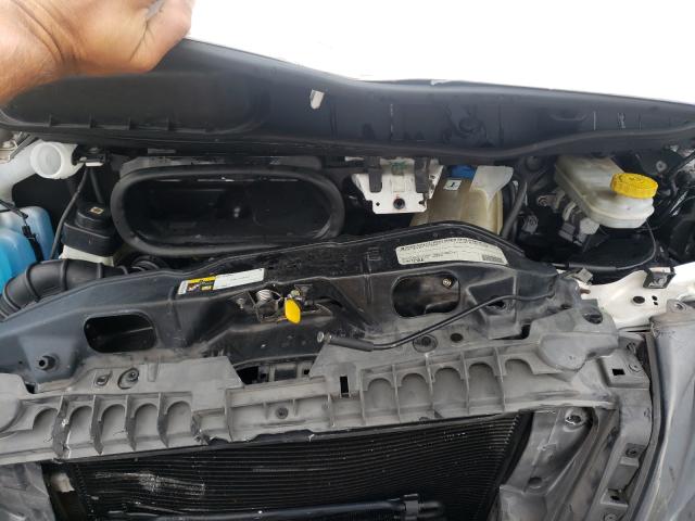 3C6TRVAG5FE502666 - 2015 RAM PROMASTER WHITE photo 7